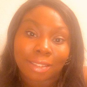 Meet your Posher, Felicia
